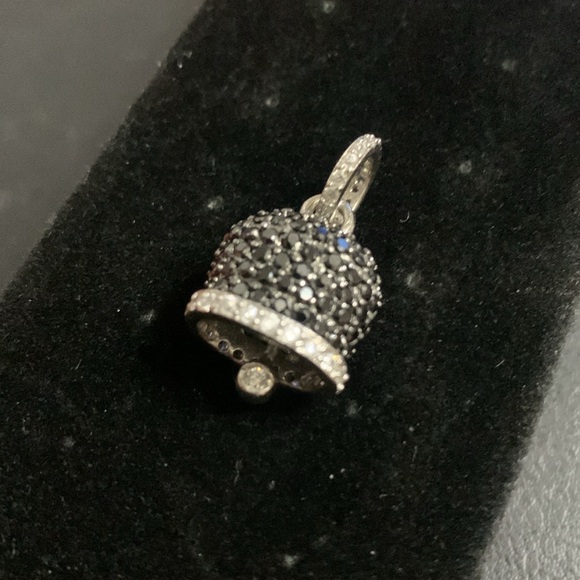 STUNNING .925 Sterling Silver Black & Silver Swarovski Crystal Bell Pendant - Picture 6 of 8